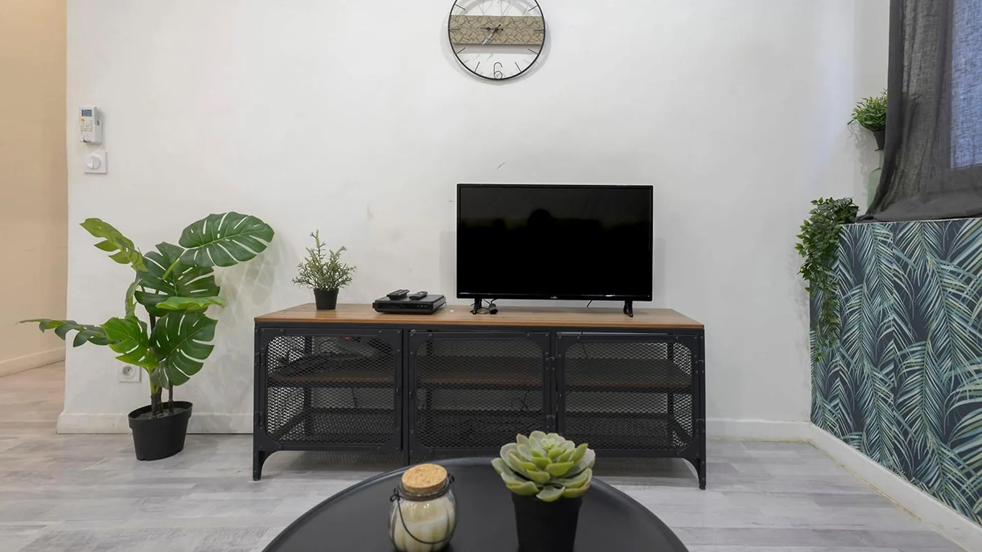 Charming T2 In The Heart Of The Old Port Apartment Marseille France